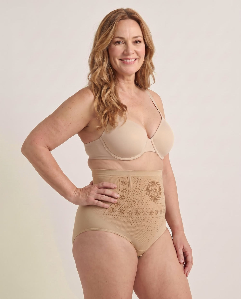 De HighFitPro beige van schuin opzij